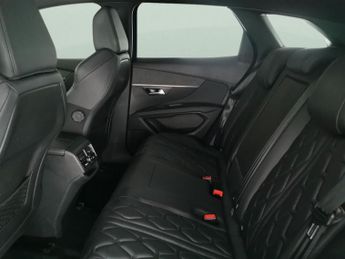 Peugeot 3008 1.6 13.2kWh Allure Premium + Plug-in e-EAT (225 ps) - LANE DEPAR