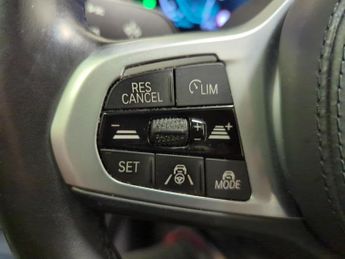 BMW iX3 80kWh M Sport Pro (286 ps) - PAN ROOF - HUD - GESTURE CONTROL