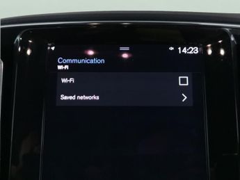 Volvo XC40 1.5h T4 Recharge 10.7kWh Core Plug-in (211 ps) - CARPLAY - PARK 