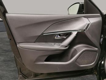 Peugeot E-2008 50kWh GT (7kW Charger) (136 ps) - BLIND SPOT ASSIST - LANE DEPAR