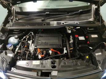 Peugeot E-2008 50kWh GT (7kW Charger) (136 ps) - BLIND SPOT ASSIST - LANE DEPAR