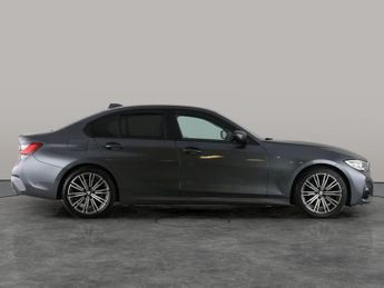 BMW 3 Series 2.0 320d M Sport xDrive (190 ps) - DRIVING ASSISTANT - PARK ASSI