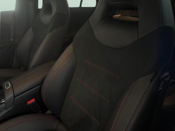 Mercedes-Benz CLA 1.3 CLA250e 15.6kWh AMG Line Night Edition (Premium Plus) Coupe 