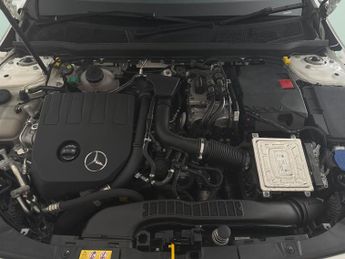 Mercedes-Benz CLA 1.3 CLA250e 15.6kWh AMG Line Night Edition (Premium Plus) Coupe 