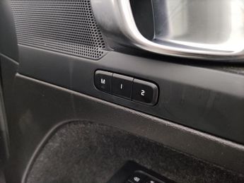 Volvo C40 Recharge 69kWh Plus (231 ps) - CARPLAY - ACTIVE LANE ASSIST - KE
