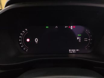Volvo C40 Recharge 69kWh Plus (231 ps) - CARPLAY - ACTIVE LANE ASSIST - KE