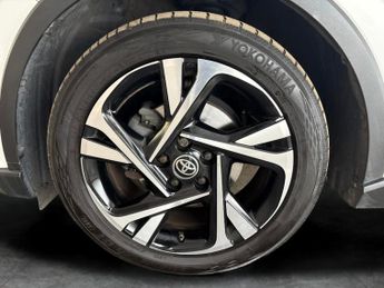 Toyota C-HR 1.8 VVT-h GPF Design CVT (122 ps) - LED - REVERSE CAM - NAV