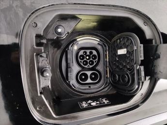 Mercedes-Benz EQA EQA 250 66.5kWh AMG Line (Premium) (190 ps) - REVERSE CAM - HEAT