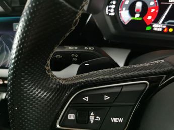Audi A3 35 TFSI S Line S Tronic [Comfort+Sound] - B&O AUDIO - CARPLAY - 
