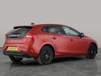 Volvo V40 1.5 T2 GPF Momentum Nav Plus (122 ps) - ACTIVE TFT CRYSTAL DRIVE