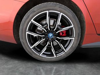 BMW i4 40 83.9kWh M Sport Gran Coupe eDrive (340 ps) - LEATHER - M SPOR