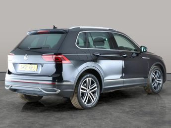 Volkswagen Tiguan 2.0 TDI Elegance DSG (150 ps) - KEYLESS ENTRY - PARK ASSIST - LE