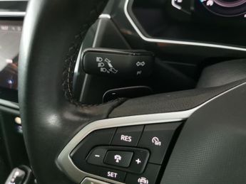 Volkswagen Tiguan 2.0 TDI Elegance DSG (150 ps) - KEYLESS ENTRY - PARK ASSIST - LE