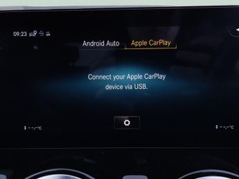 Mercedes-Benz EQA EQA 250 66.5kWh AMG Line (Premium) (190 ps) - REVERSE CAM - HEAT