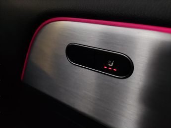 Mercedes-Benz EQA EQA 250 66.5kWh AMG Line (Premium) (190 ps) - REVERSE CAM - HEAT