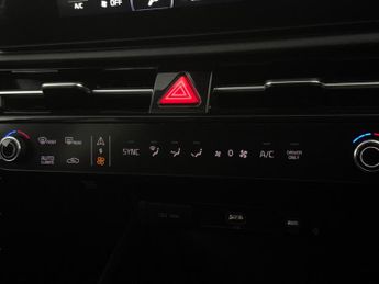 Kia Niro 64.8kWh 3 (201 bhp) - HEATED STEERING - BLIND SPOT ASSIST - LANE