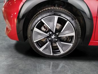 Peugeot E-208 50kWh GT (7kW Charger) (136 ps) - LANE DEPARTURE  - BLUETOOTH - 