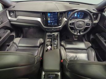 Volvo XC60 2.0 B5 MHEV R-Design Pro AWD (235 ps) - SUNBLINDS - INTELLISAFE 