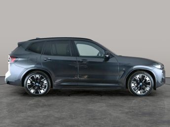 BMW iX3 80kWh M Sport Pro (286 ps) - PAN ROOF - HUD - GESTURE CONTROL