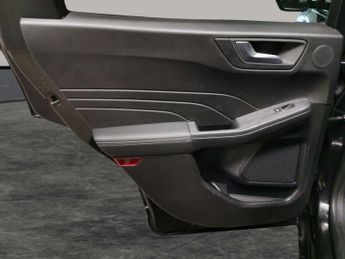 Ford Kuga 2.5 Duratec 14.4kWh Vignale Plug-in CVT (225 ps) - REVERSE CAM -