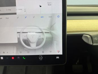 Tesla Model Y SUV RWD (346 ps) - HEATED STEERING - WIFI - BLIND SPOT ASSIST