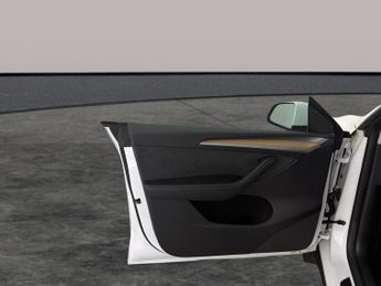 Tesla Model Y SUV RWD (346 ps) - HEATED STEERING - WIFI - BLIND SPOT ASSIST