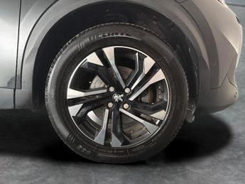 Peugeot E-2008 50kWh GT (7kW Charger) (136 ps) - LED - REVERSE CAM - NAV