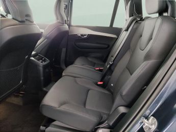 Volvo XC90 2.0h T8 Recharge 18.8kWh Plus Plug-in 4WD (455 ps) - CARPLAY