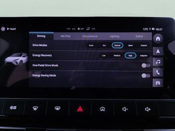 MG Mg4 64kWh SE Long Range (203 ps) - NAV - LANE DEPARTURE  - CRUISE