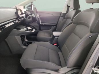 MG Mg4 64kWh SE Long Range (203 ps) - NAV - LANE DEPARTURE  - CRUISE