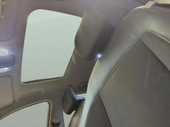 Hyundai Kona 65.4kWh Ultimate (218 ps) - BOSE - ACTIVE LANE ASSIST - KEYLESS 
