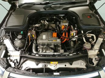 Mercedes-Benz EQC EQC 400 80kWh Sport 4MATIC (408 ps) - HEATED LEATHER - MIRROR PA