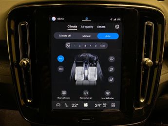 Volvo C40 Recharge 69kWh Core (231 ps) - PARK ASSIST - LED - NAV