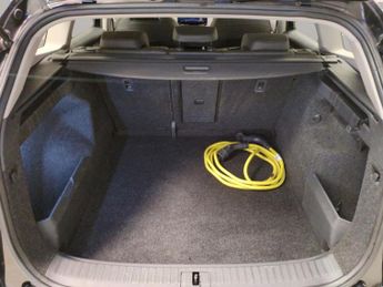 Skoda Enyaq iV 62kWh 60 (DC120kW) (179 ps) - LEATHER - WIFI - BLUETOOTH