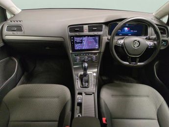 Volkswagen E-golf 35.8kWh e-Golf (136 ps) - LED - BLUETOOTH - PARK SENSORS