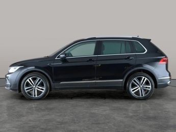 Volkswagen Tiguan 2.0 TDI Elegance DSG (150 ps) - KEYLESS ENTRY - PARK ASSIST - LE