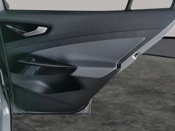 Volkswagen Id.5 Pro Performance 77kWh Style (204 ps) - LED - REVERSE CAM - HEATE