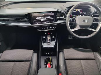 Audi Q4 E-tron 40 S line Sportback 82kWh (204 ps) - LED - SAT NAV - HEATED SEAT