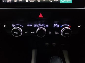 Honda Jazz 1.5 h i-MMD EX eCVT (107 ps) - HEATED SEATS - HEATED STEERING - 