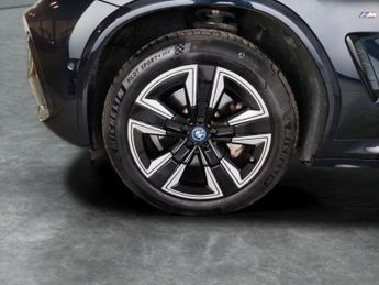 BMW iX3 80kWh M Sport (286 ps) - HUD - CARPLAY - UPGRADED SOUND