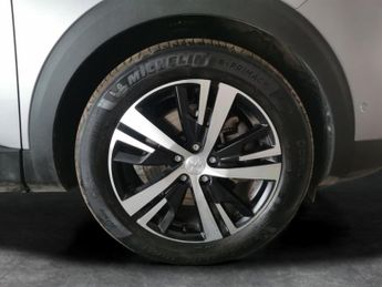 Peugeot 3008 1.6 14.2kWh GT Plug-in e-EAT (225 ps) - LED - REVERSE CAM
