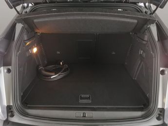 Peugeot 3008 1.6 14.2kWh GT Plug-in e-EAT (225 ps) - LED - REVERSE CAM