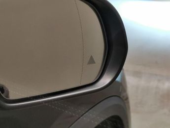 Mercedes-Benz EQA EQA 250+ 70.5kWh Sport Night Edition (190 ps) - HEATED LEATHER