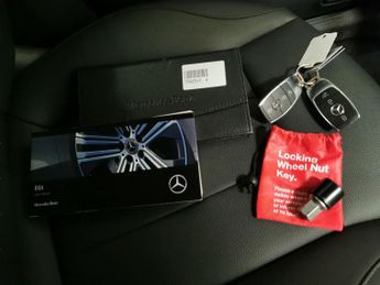 Mercedes-Benz EQA EQA 250+ 70.5kWh Sport Night Edition (190 ps) - HEATED LEATHER