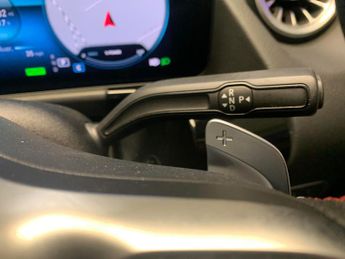 Mercedes-Benz EQA EQA 250+ 70.5kWh AMG Line (Premium) (190 ps) - ADAPTIVE LIGHTS