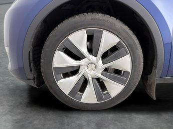 Tesla Model Y (Dual Motor) Long Range 4WDE (384 bhp) - HEATED STEERING - WIFI