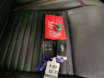 Land Rover Discovery Sport 1.5 P300e 12.2kWh Urban Edition Plug-in 4WD (309 ps) - CARPLAY