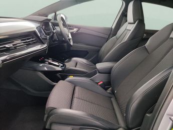 Audi Q4 E-tron 40 S line Sportback 82kWh (204 ps) - LED - SAT NAV - HEATED SEAT
