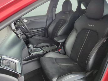 Kia Ceed 1.4 T-GDi GT-Line S DCT (138 bhp) - LED - REVERSE CAM - NAV