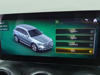 Mercedes-Benz GLC 2.0 GLC300d AMG Line (Premium) G-Tronic+ 4MATIC (245 ps) - HEATE